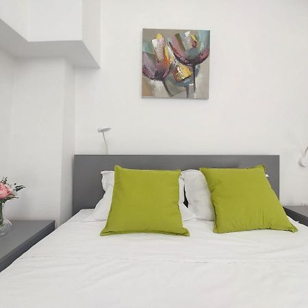 Sweet Dreams Suites Lovely Duplex Universitate Bucarest Exterior foto
