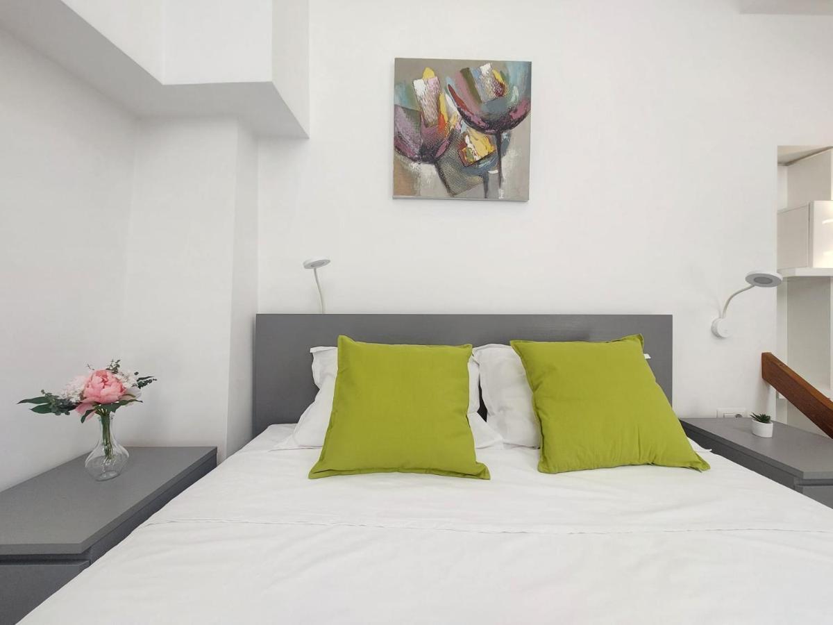 Sweet Dreams Suites Lovely Duplex Universitate Bucarest Exterior foto